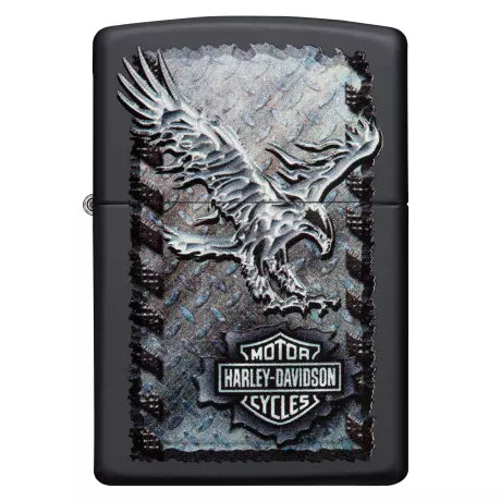 Der edle Adler fliegt über dem Harley-Davidson Logo. Eine tolle high quality photo Image auf einem Black Matte Zippo Benzinfeuerzeug.